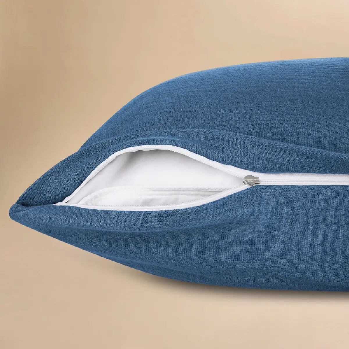 Musselin Kissenbezug 40x80 cm in Blau von Luxecosy