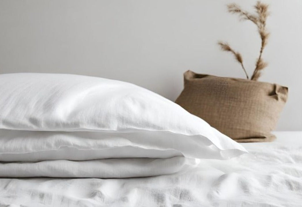 Die hochwertige Leinen Bettwäsche Weiß von Luxecosy Made in Germany und beste Qualität-